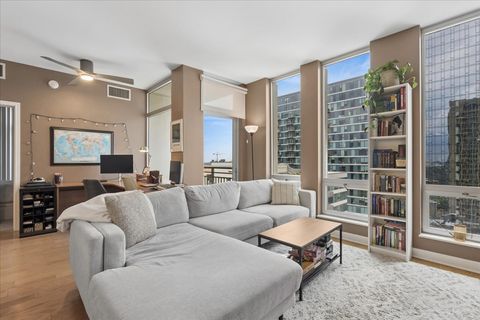 Tiny photo for 1400 S Michigan Avenue #1809, Chicago, IL 60605 (MLS # 12671911)