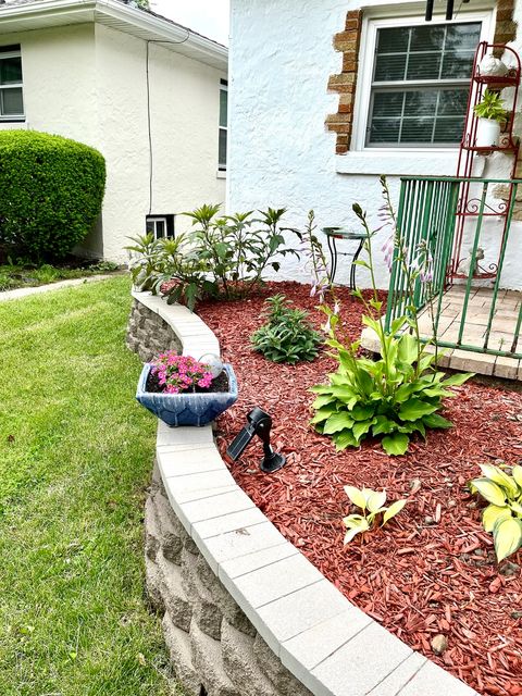 Tiny photo for 323 S Grand Avenue, Bradley, IL 60915 (MLS # 12528604)