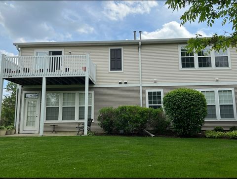 Tiny photo for 2602 Amber Lane #2602, Algonquin, IL 60102 (MLS # 12579910)