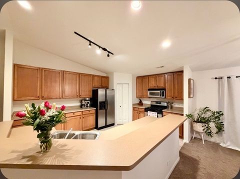 Tiny photo for 2602 Amber Lane #2602, Algonquin, IL 60102 (MLS # 12579910)