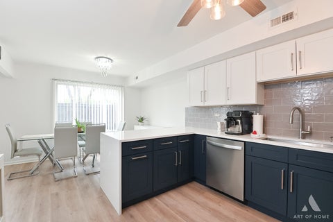 Tiny photo for 902 Ashley Court, Westmont, IL 60559 (MLS # 12677929)