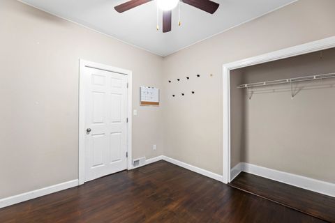 Tiny photo for 809 poplar Street, Ottawa, IL 61350 (MLS # 12523637)