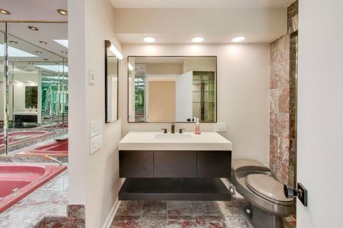 Tiny photo for 300 Boardwalk Place, Park Ridge, IL 60068 (MLS # 12493289)