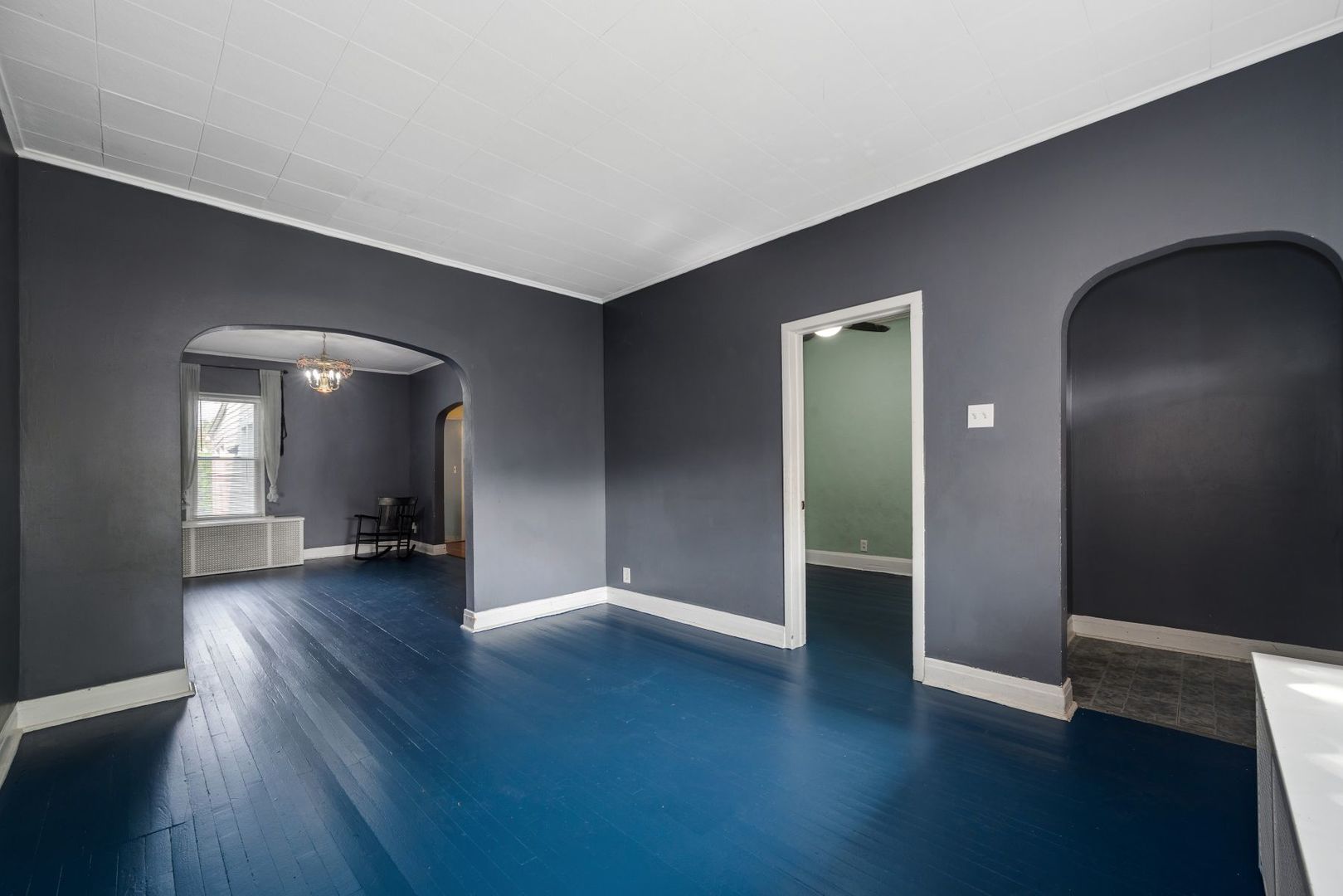 836 N Harding Avenue