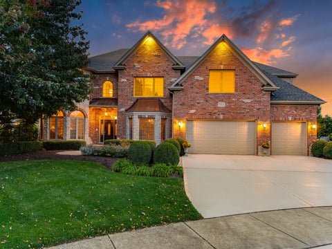 Photo of 624 Fawell Court, Naperville, IL 60565 (MLS # 12484823)