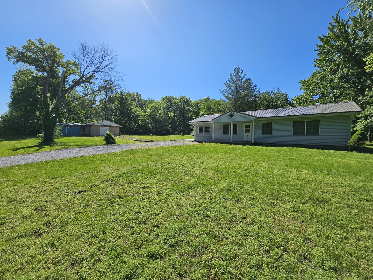 450 W Saddle Club Road
