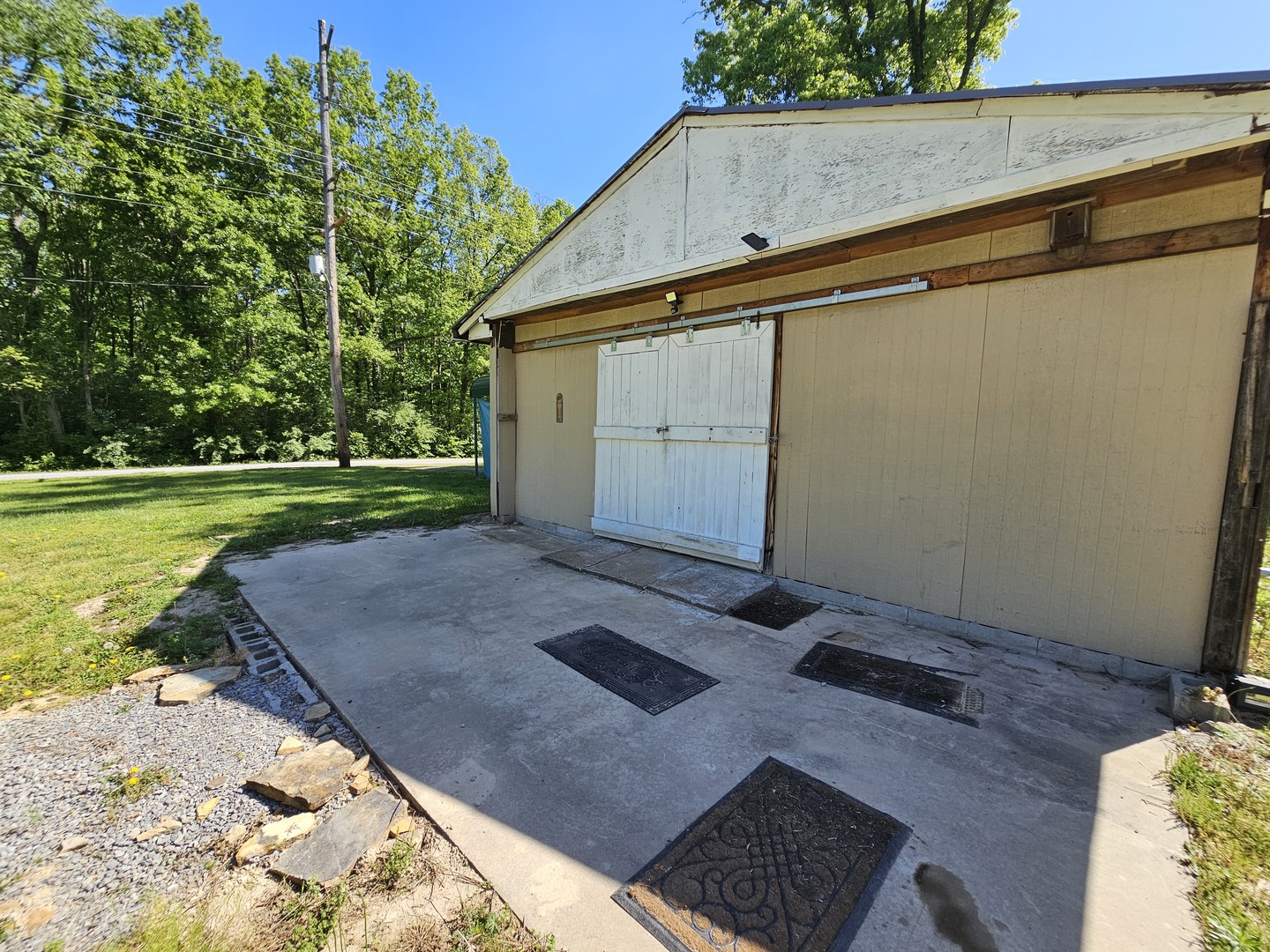 450 W Saddle Club Road