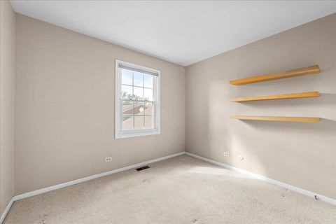 Tiny photo for 1414 Pebblecreek Drive, Glenview, IL 60025 (MLS # 12482620)