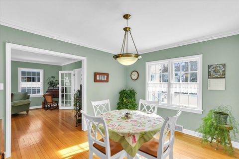 Tiny photo for 209 W Vermont Avenue, Urbana, IL 61801 (MLS # 12551796)