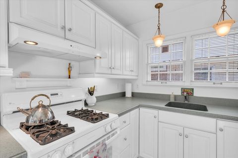 Tiny photo for 209 W Vermont Avenue, Urbana, IL 61801 (MLS # 12551796)