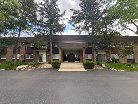 Photo of 8315 Route 53 #B10, Woodridge, IL 60517 (MLS # 12633862)