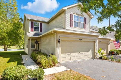 Photo of 1794 N Wentworth Circle, Romeoville, IL 60446 (MLS # 12478636)