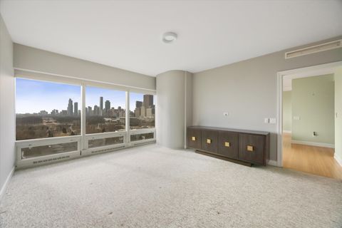 Tiny photo for 340 E RANDOLPH Street #905, Chicago, IL 60601 (MLS # 12571179)