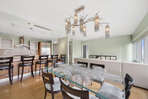 Tiny photo for 340 E RANDOLPH Street #905, Chicago, IL 60601 (MLS # 12571179)