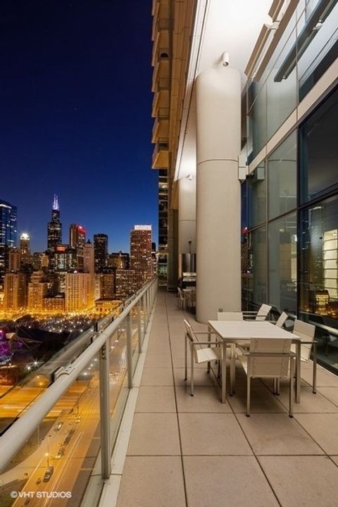 Tiny photo for 340 E RANDOLPH Street #905, Chicago, IL 60601 (MLS # 12571179)