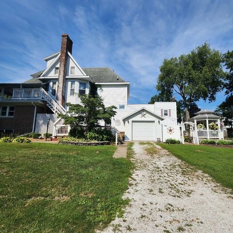Tiny photo for 330 E Locust Street, Watseka, IL 60970 (MLS # 12430485)