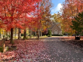 863 Bittersweet Drive