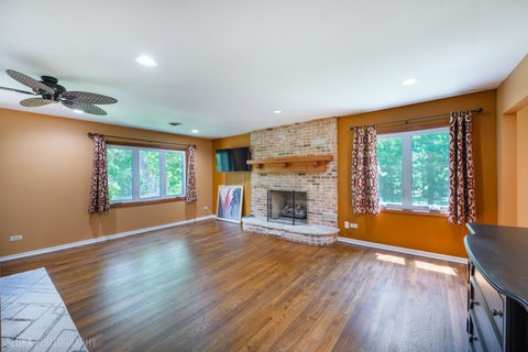 Tiny photo for 4 Auburn Lane, Barrington Hills, IL 60010 (MLS # 12711547)