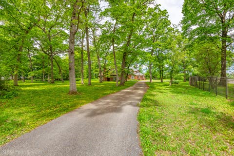 Tiny photo for 4 Auburn Lane, Barrington Hills, IL 60010 (MLS # 12711547)