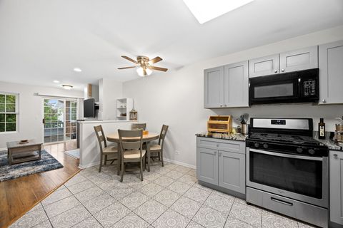 Tiny photo for 316 Ogden Falls Boulevard #316, Oswego, IL 60543 (MLS # 12640205)