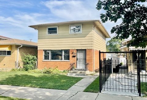 Photo of 11741 S Laflin Street, Chicago, IL 60643 (MLS # 12489797)