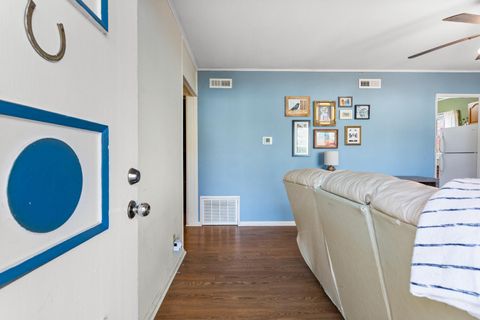 Tiny photo for 1005 E Delaware Avenue, Urbana, IL 61801 (MLS # 12505288)