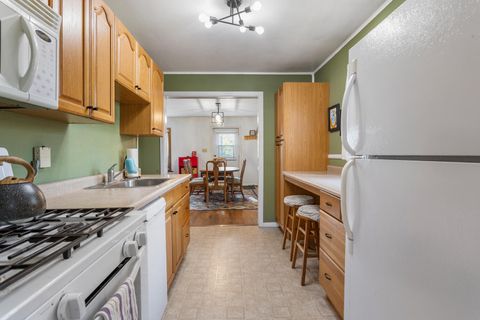 Tiny photo for 1005 E Delaware Avenue, Urbana, IL 61801 (MLS # 12505288)
