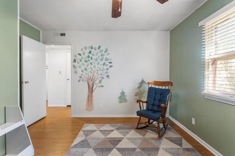 Tiny photo for 1005 E Delaware Avenue, Urbana, IL 61801 (MLS # 12505288)