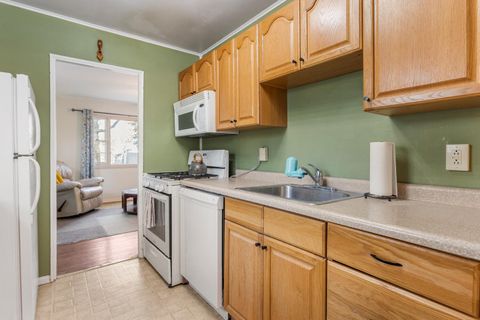 Tiny photo for 1005 E Delaware Avenue, Urbana, IL 61801 (MLS # 12505288)