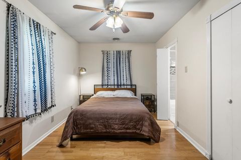 Tiny photo for 1005 E Delaware Avenue, Urbana, IL 61801 (MLS # 12505288)