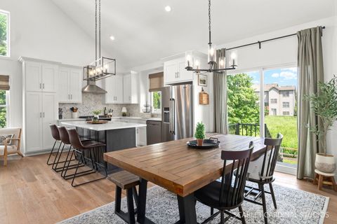 Tiny photo for 515 Sudbury Circle, Oswego, IL 60543 (MLS # 12691813)