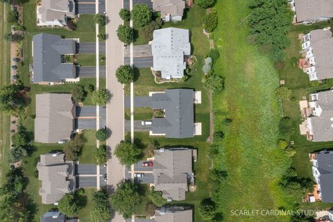 Tiny photo for 515 Sudbury Circle, Oswego, IL 60543 (MLS # 12691813)
