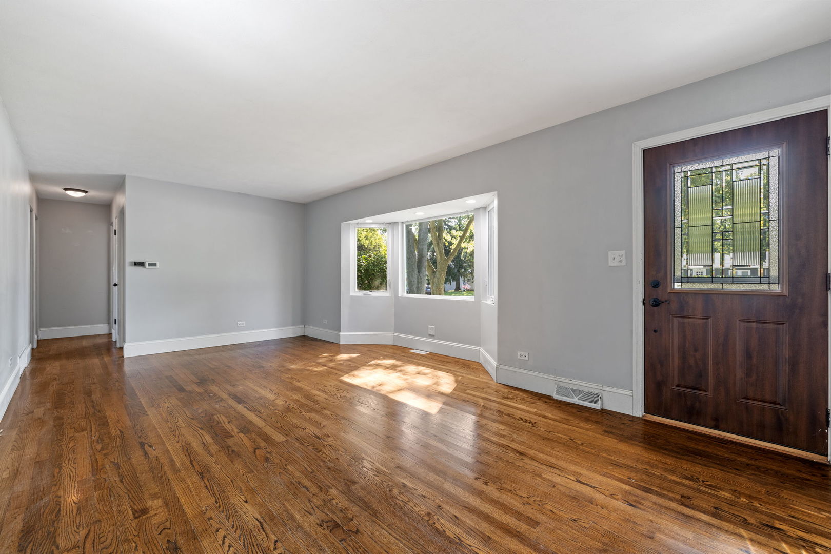 28w556 Forestview Avenue