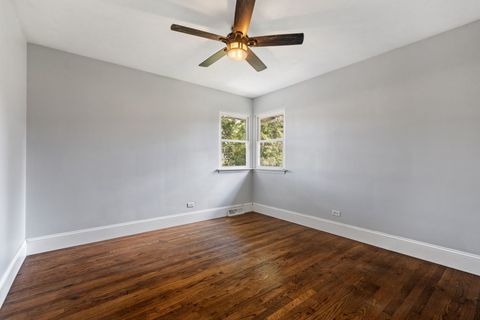 Tiny photo for 28w556 Forestview Avenue, Warrenville, IL 60555 (MLS # 12524291)