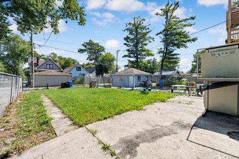 Tiny photo for 1059 N Lorel Avenue, Chicago, IL 60651 (MLS # 12534094)
