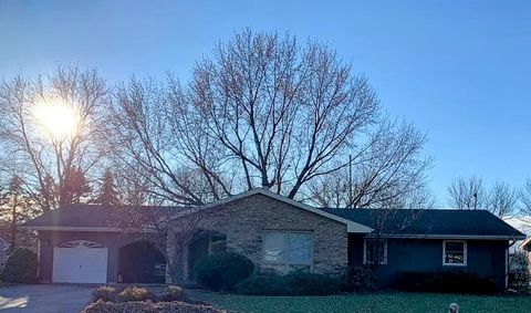 Photo of 712 Kelley Drive, Rochelle, IL 61068 (MLS # 12555772)