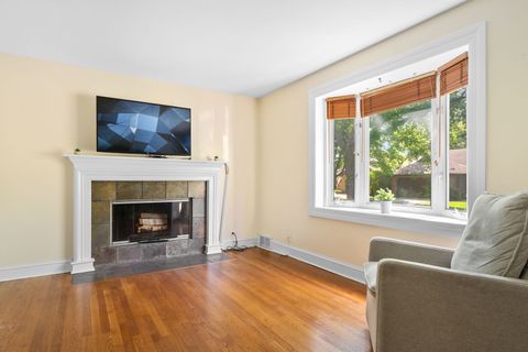Tiny photo for 292 E Burlington Street, Riverside, IL 60546 (MLS # 12682693)