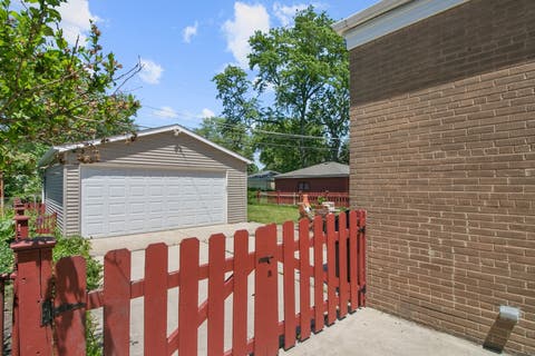 Tiny photo for 292 E Burlington Street, Riverside, IL 60546 (MLS # 12682693)