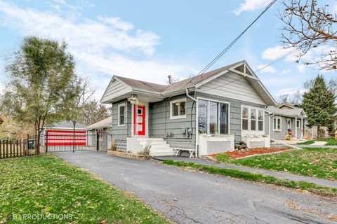 A home in Oak Forest