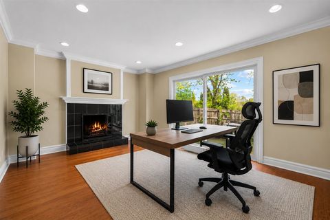 Tiny photo for 2925 Parkside Drive, Highland Park, IL 60035 (MLS # 12685702)