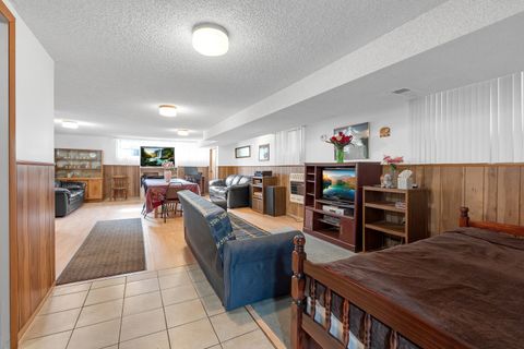 Tiny photo for 5119 N Oriole Avenue, Harwood Heights, IL 60706 (MLS # 12653128)