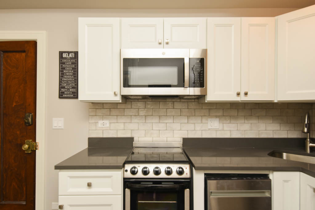 640 W WRIGHTWOOD Avenue 208