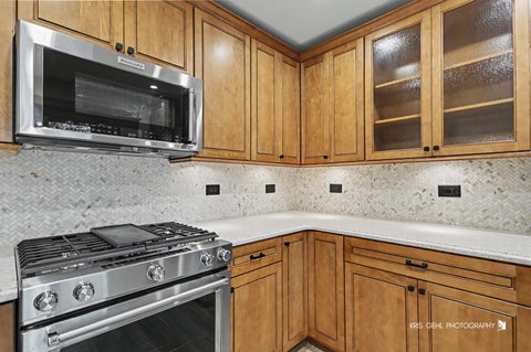 Tiny photo for 706 Wakefield Road, Gurnee, IL 60031 (MLS # 12734365)