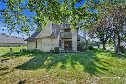 Tiny photo for 706 Wakefield Road, Gurnee, IL 60031 (MLS # 12734365)