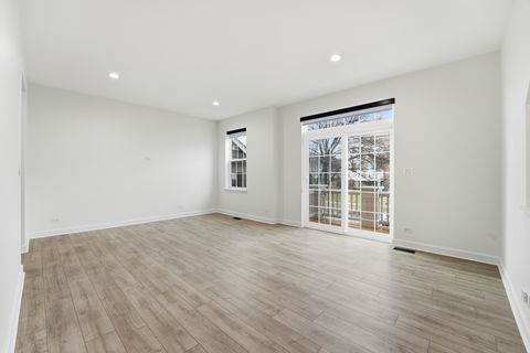 Tiny photo for 1124 Bartholdi Court, Carol Stream, IL 60188 (MLS # 12580849)