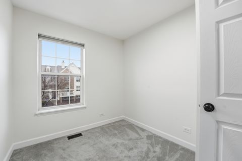 Tiny photo for 1124 Bartholdi Court, Carol Stream, IL 60188 (MLS # 12580849)