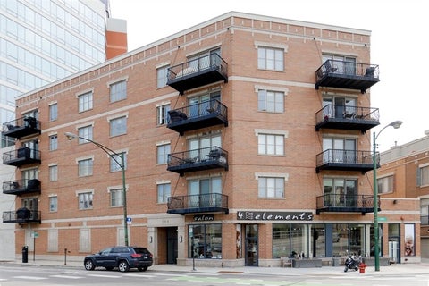 Photo of 544 N Milwaukee Avenue #402, Chicago, IL 60642 (MLS # 12746440)
