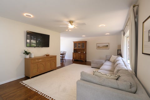 Tiny photo for 510 W Millns Court, Addison, IL 60101 (MLS # 12734042)