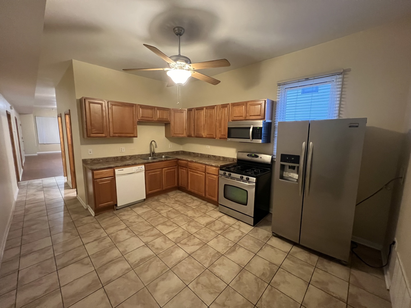 2028 N Hamlin Avenue 1