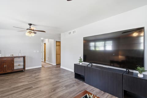 Tiny photo for 5560 Cambridge Way, Hanover Park, IL 60133 (MLS # 12732207)